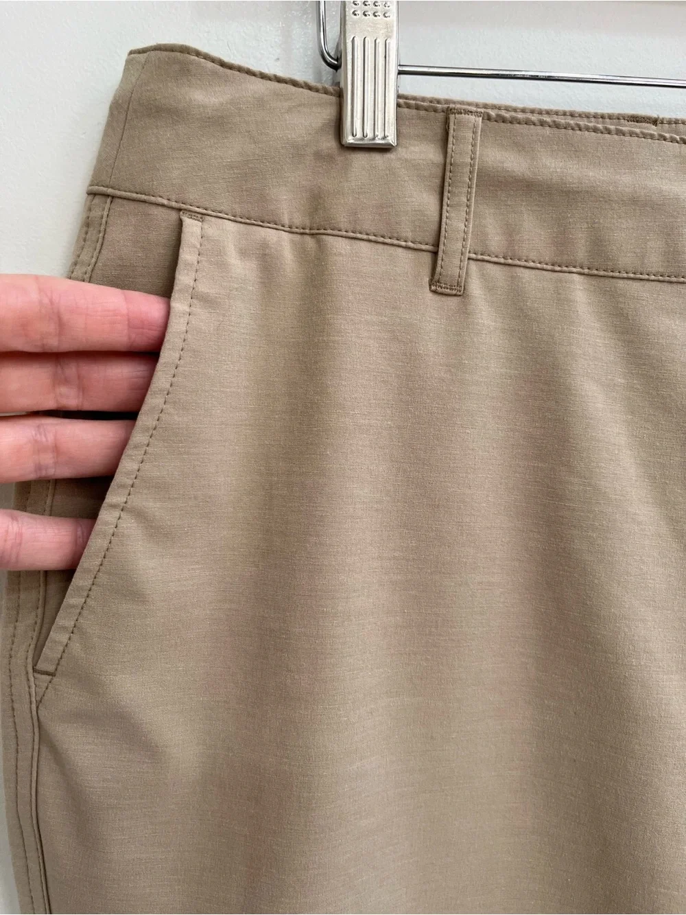 Faherty All Day™ Shorts 9” Khaki Tan Flat Front Stretch Men’s Size 33